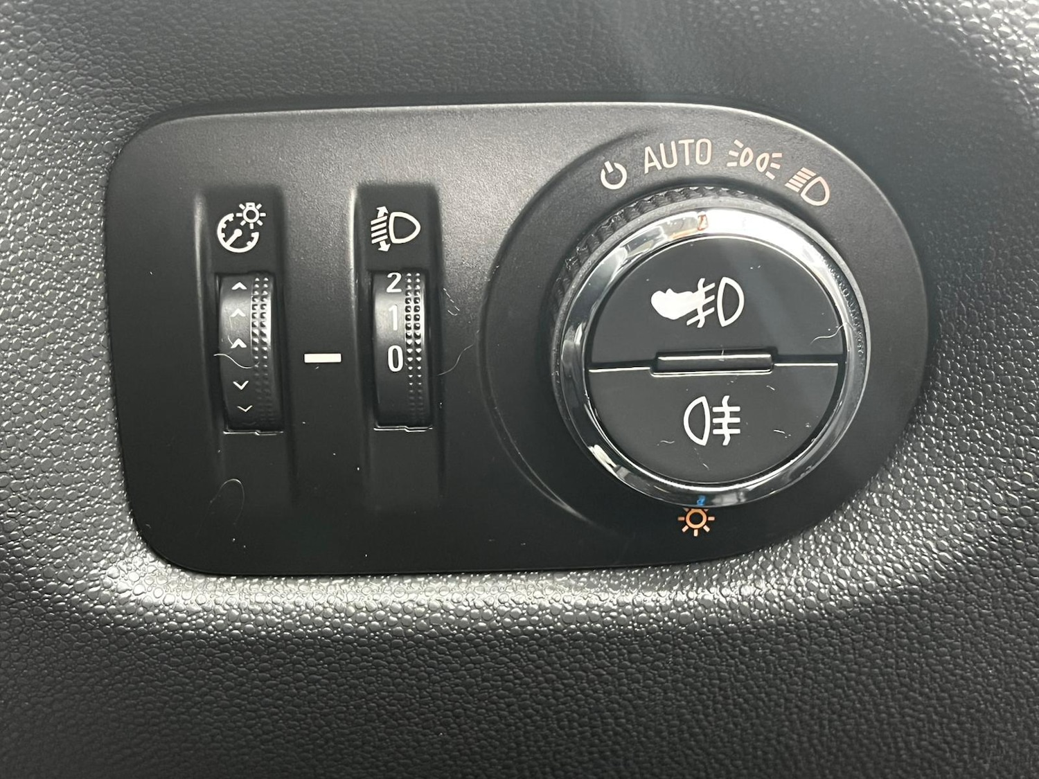 Used Vauxhall Corsa 2014 for sale - 76477026: Photo 25