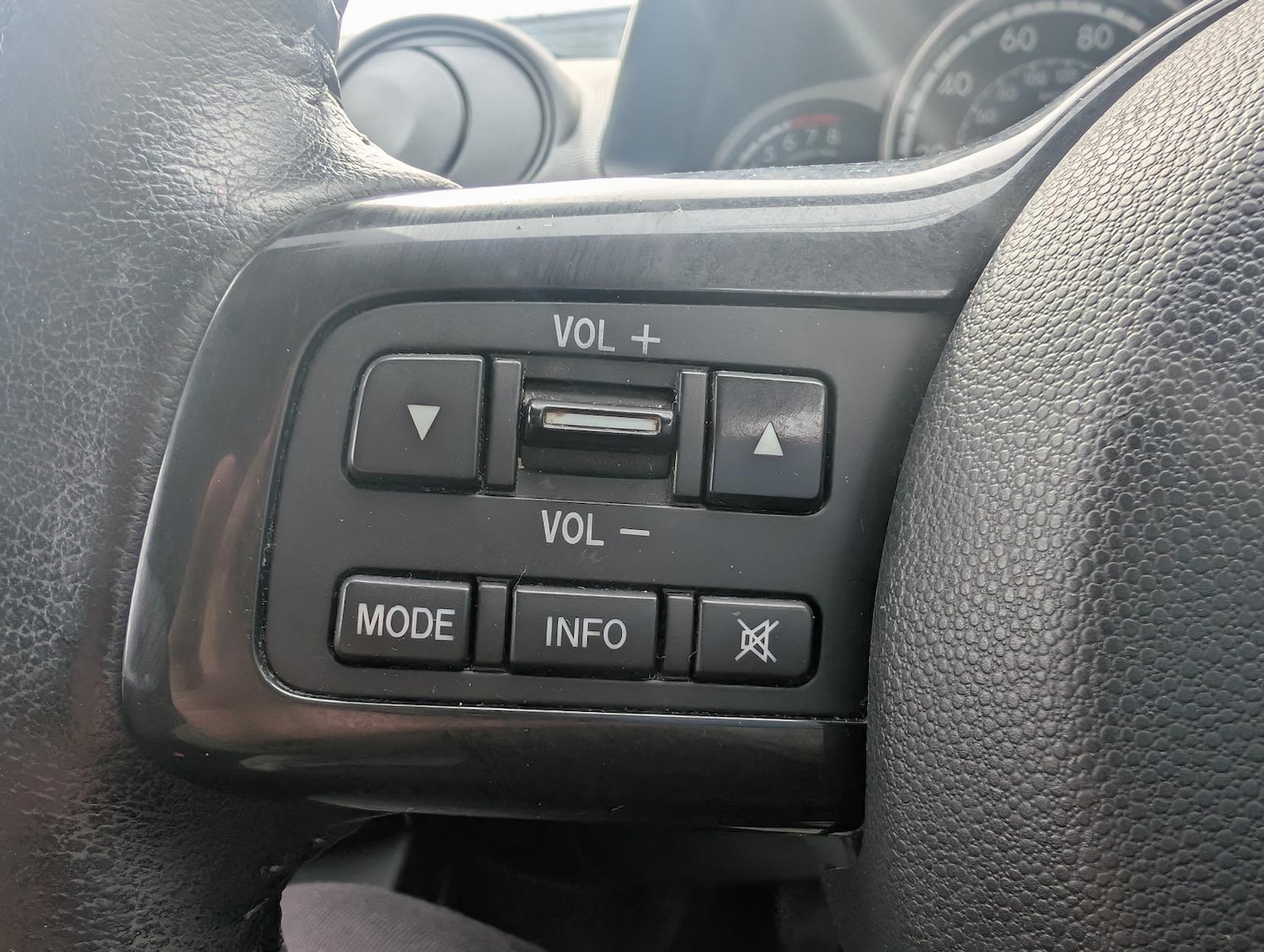 Used Mazda Mazda2 2014 for sale - 78090903: Photo 22