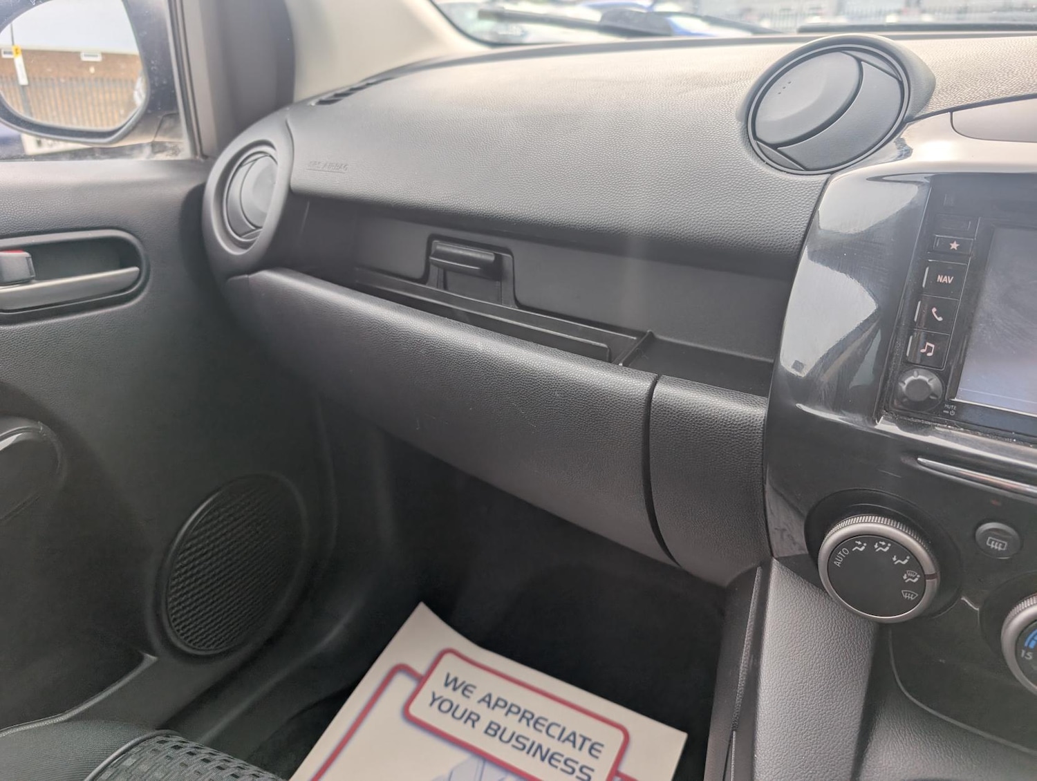 Used Mazda Mazda2 2014 for sale - 78090903: Photo 26