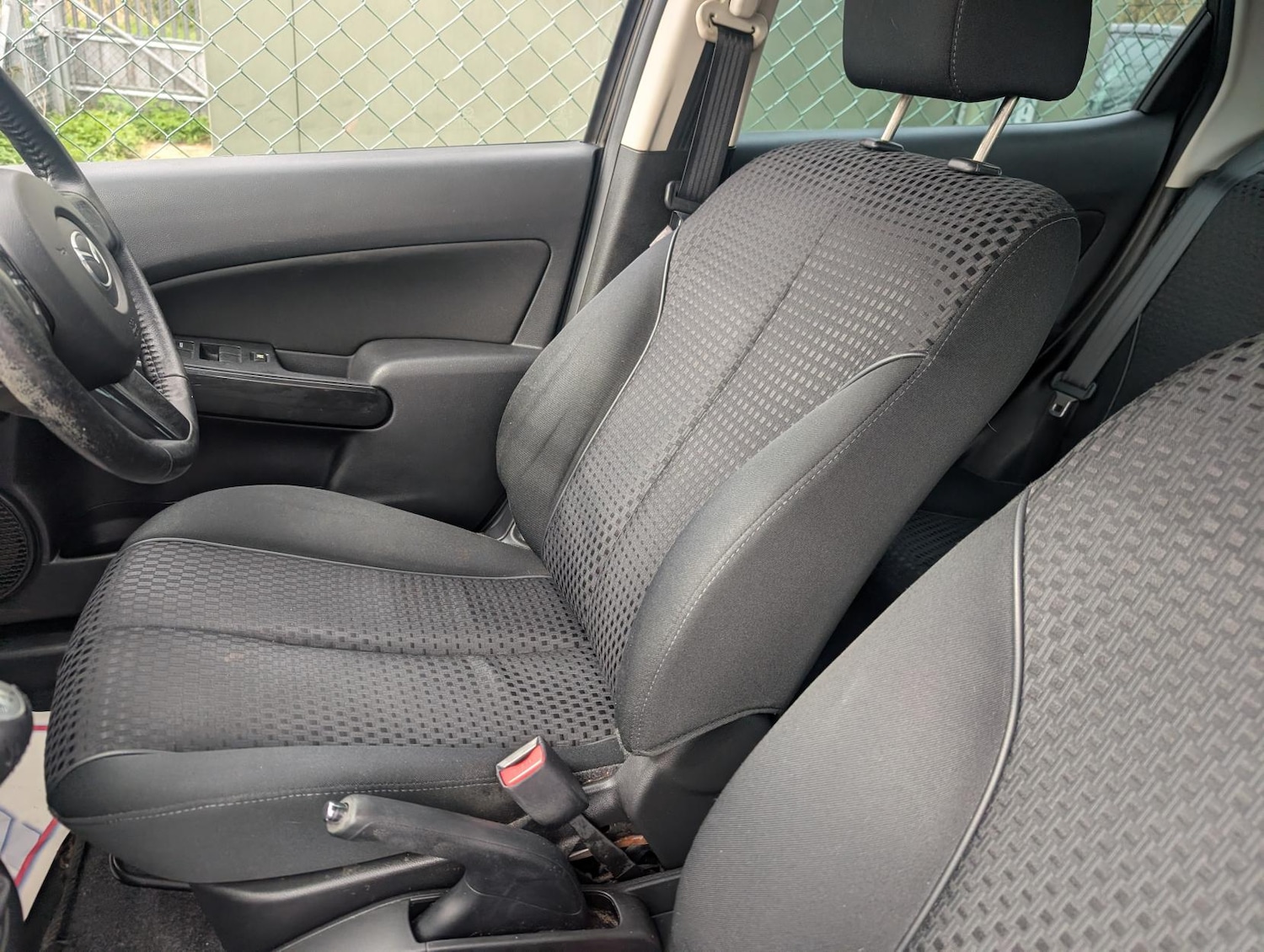 Used Mazda Mazda2 2014 for sale - 78090903: Photo 32