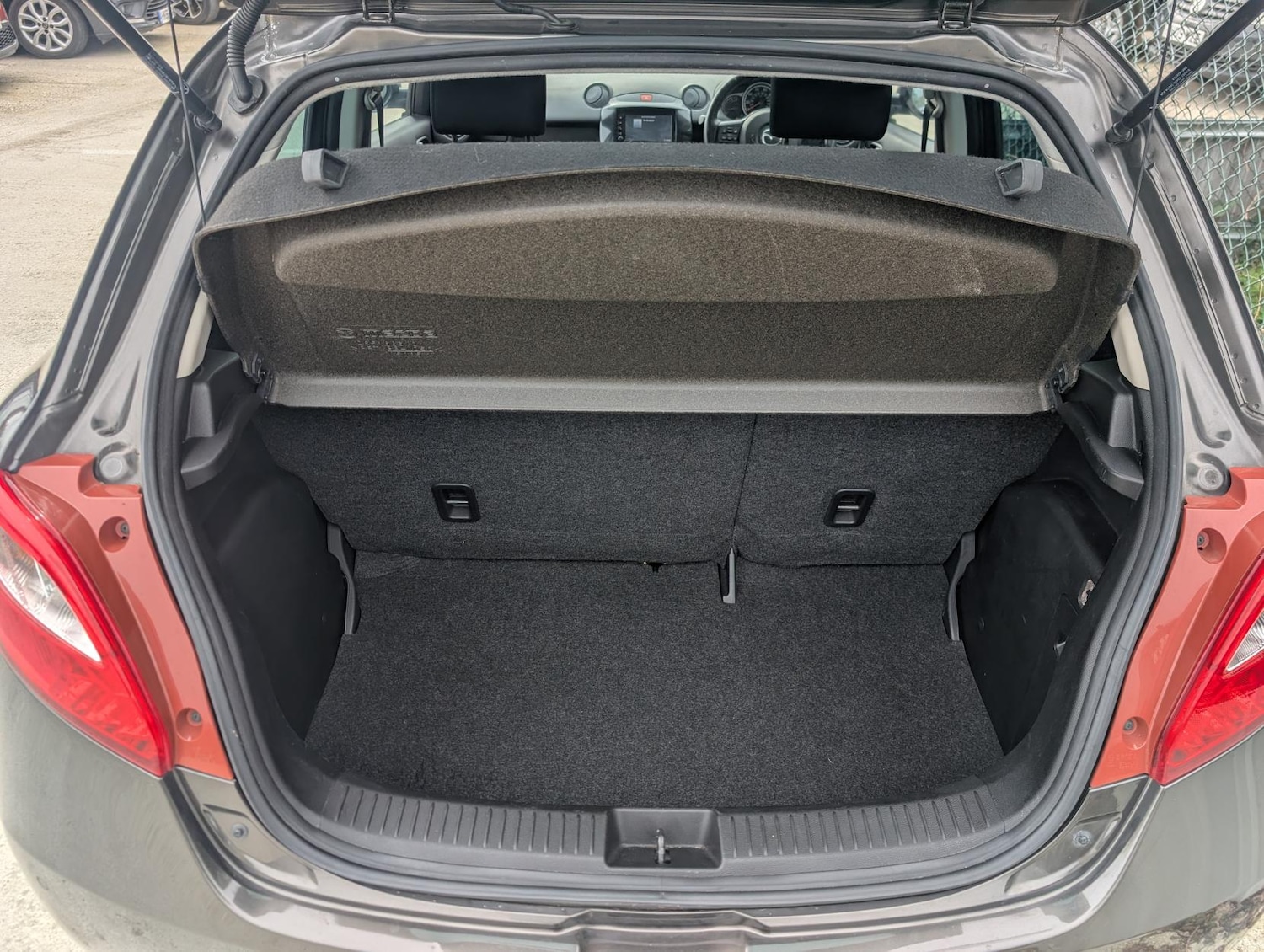 Used Mazda Mazda2 2014 for sale - 78090903: Photo 35