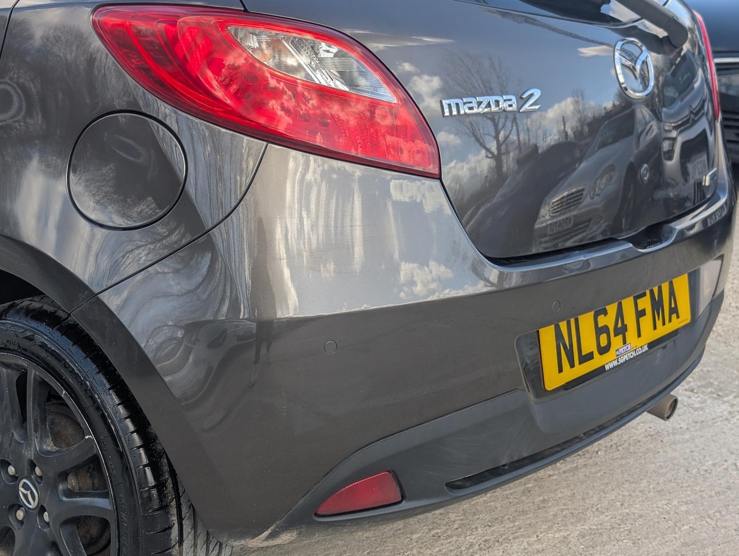 Used Mazda Mazda2 2014 for sale - 78090903: Photo 9