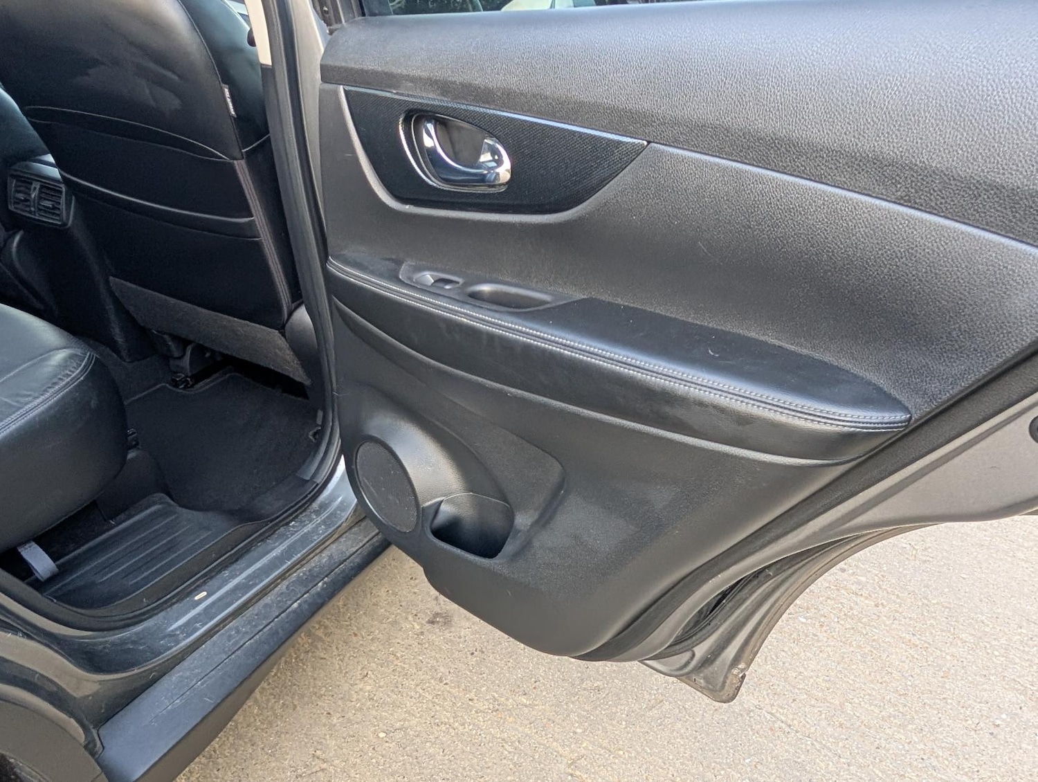 Used Nissan X-Trail 2017 for sale - 77977370: Photo 28