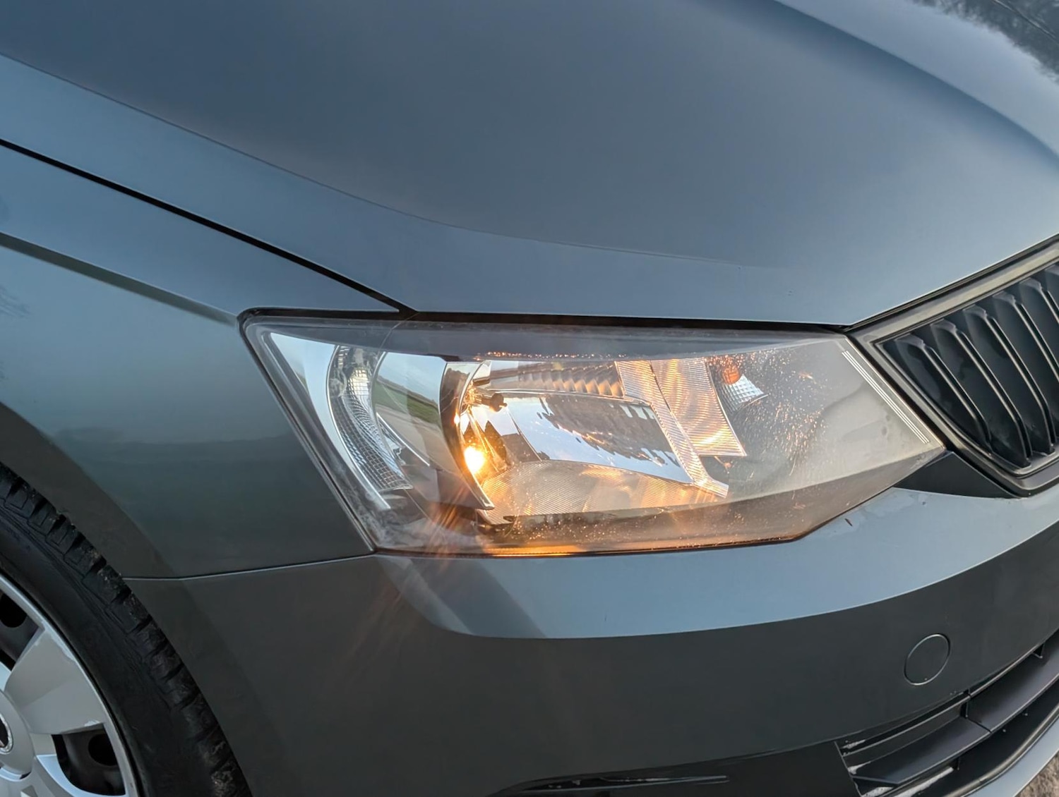 Used Skoda Fabia 2015 for sale - 76669930: Photo 2