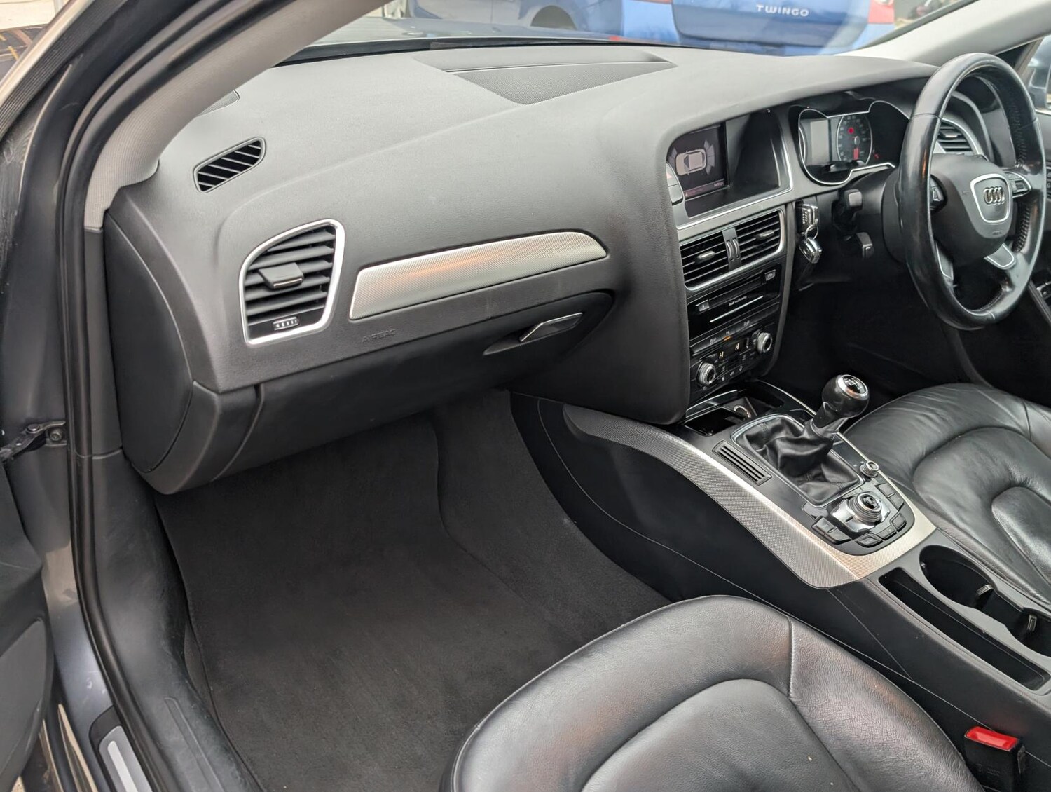 Used Audi A4 2014 for sale - 77785711: Photo 25