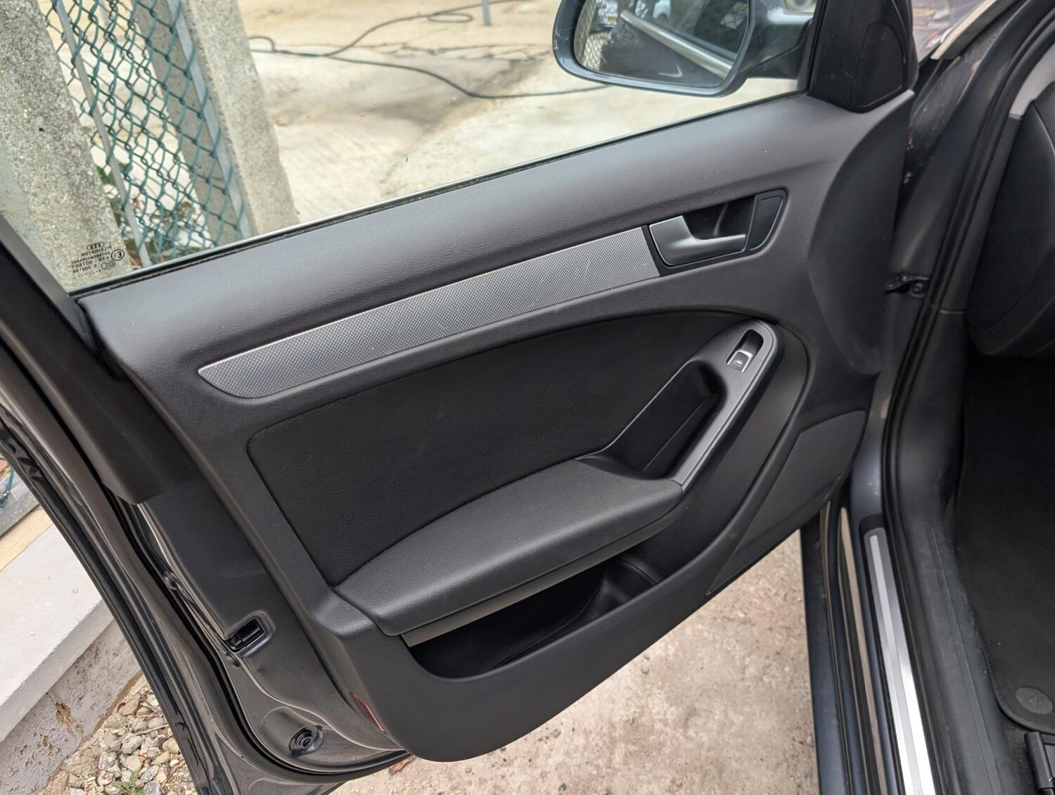 Used Audi A4 2014 for sale - 77785711: Photo 26