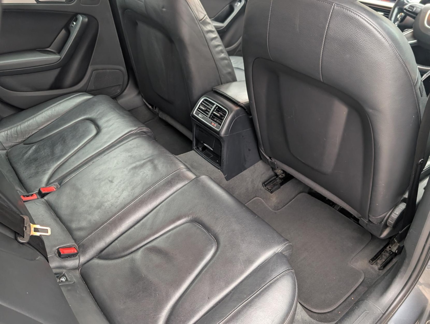 Used Audi A4 2014 for sale - 77785711: Photo 33