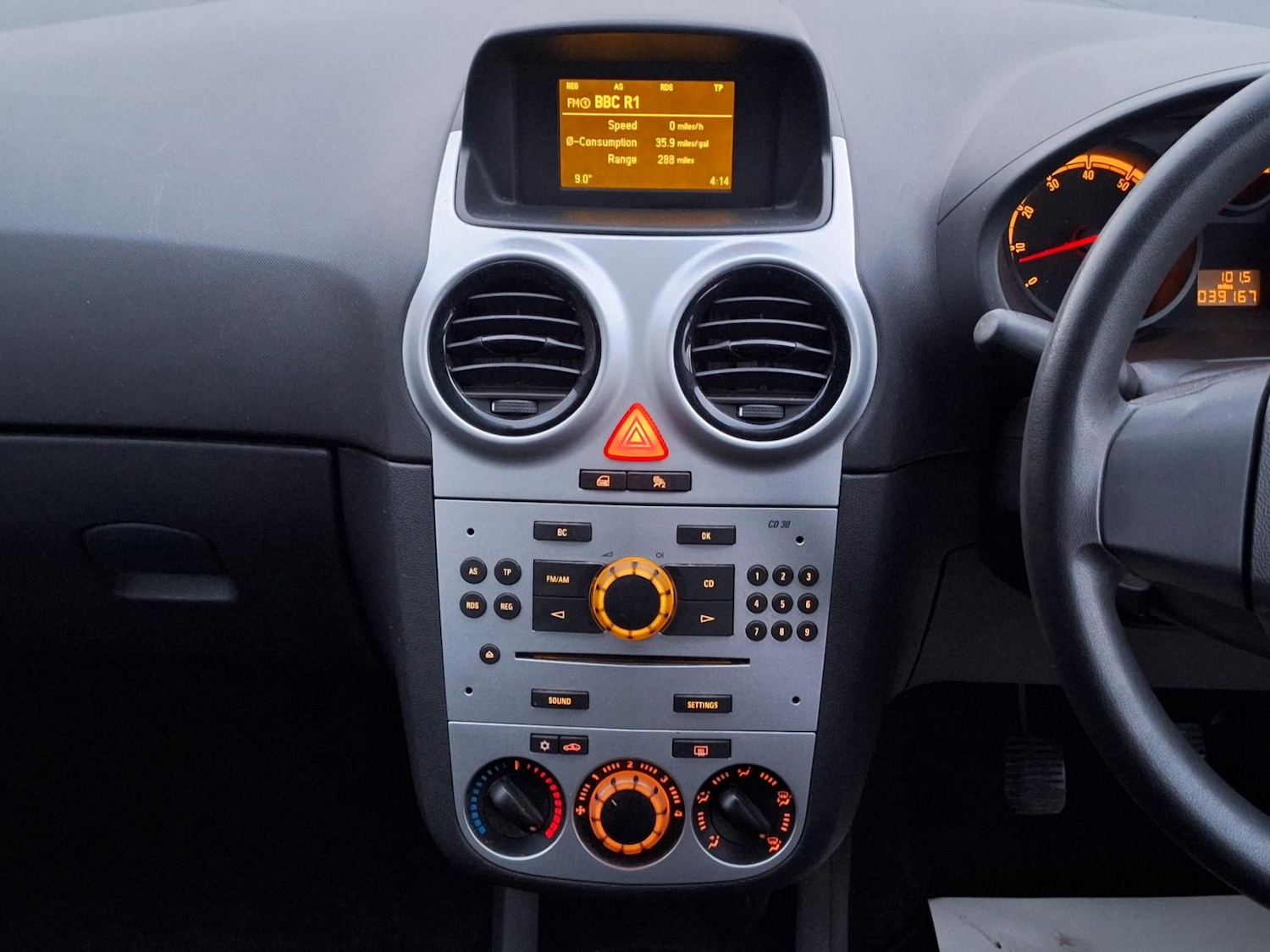 Used Vauxhall Corsa 2011 for sale - 77235606: Photo 17