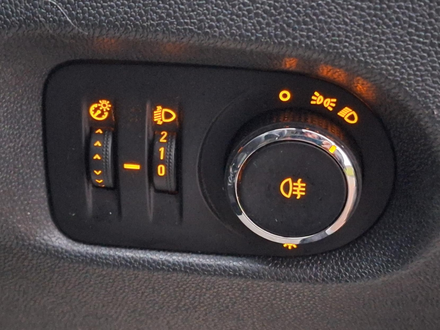 Used Vauxhall Corsa 2011 for sale - 77235606: Photo 20