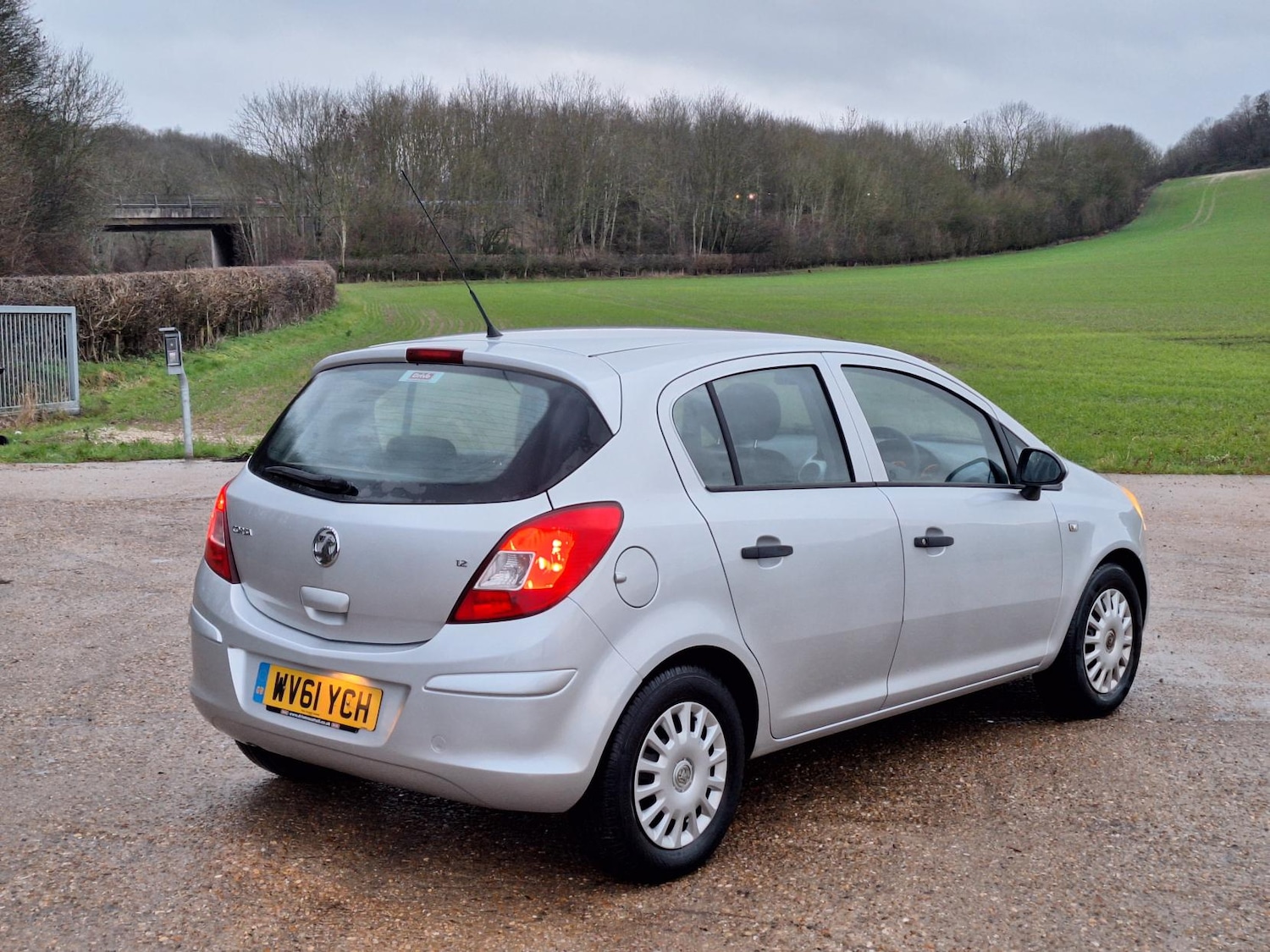 Used Vauxhall Corsa 2011 for sale - 77235606: Photo 3