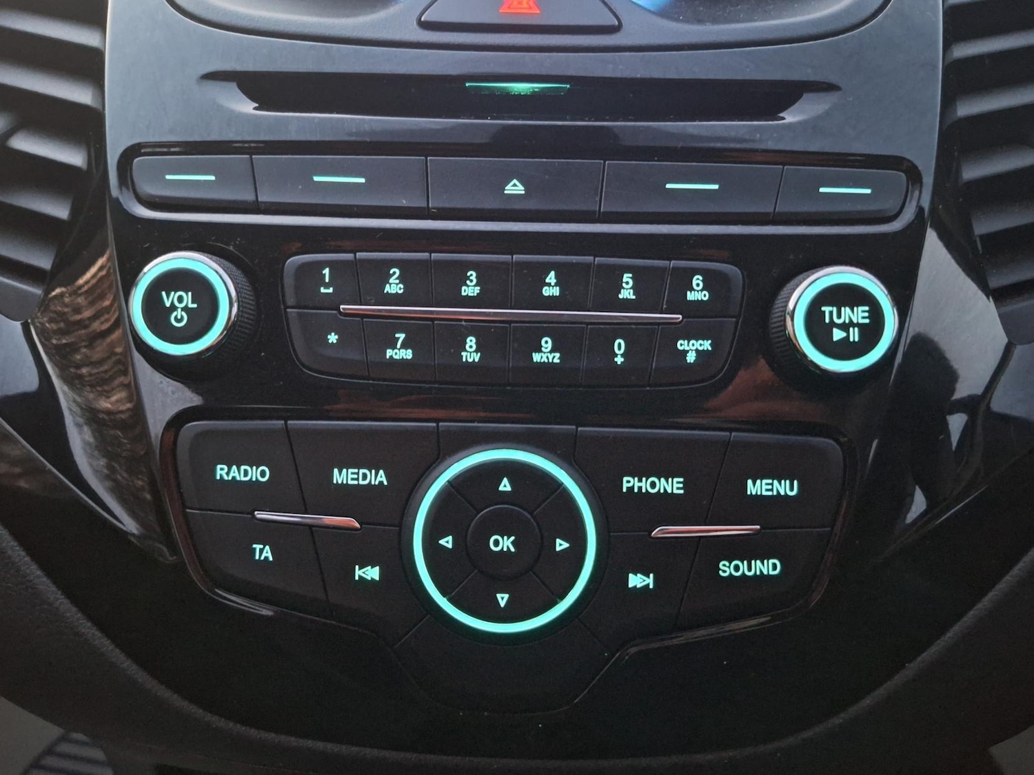 Used Ford Ka+ 2018 for sale - 76968938: Photo 10