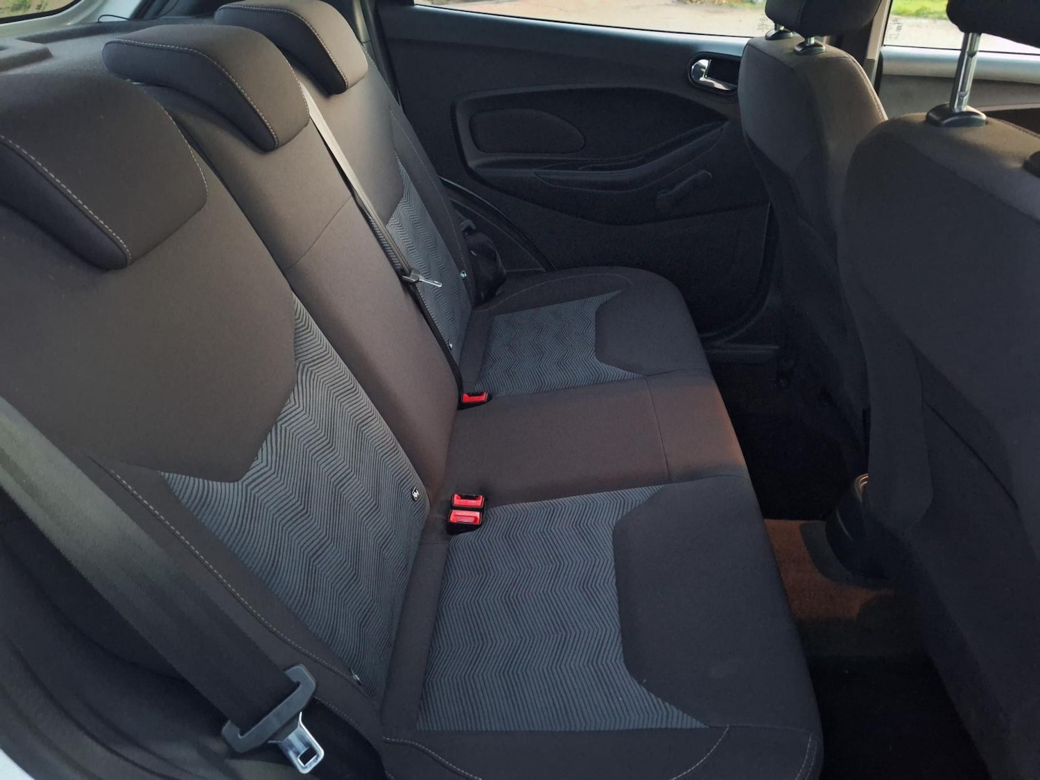 Used Ford Ka+ 2018 for sale - 76968938: Photo 15