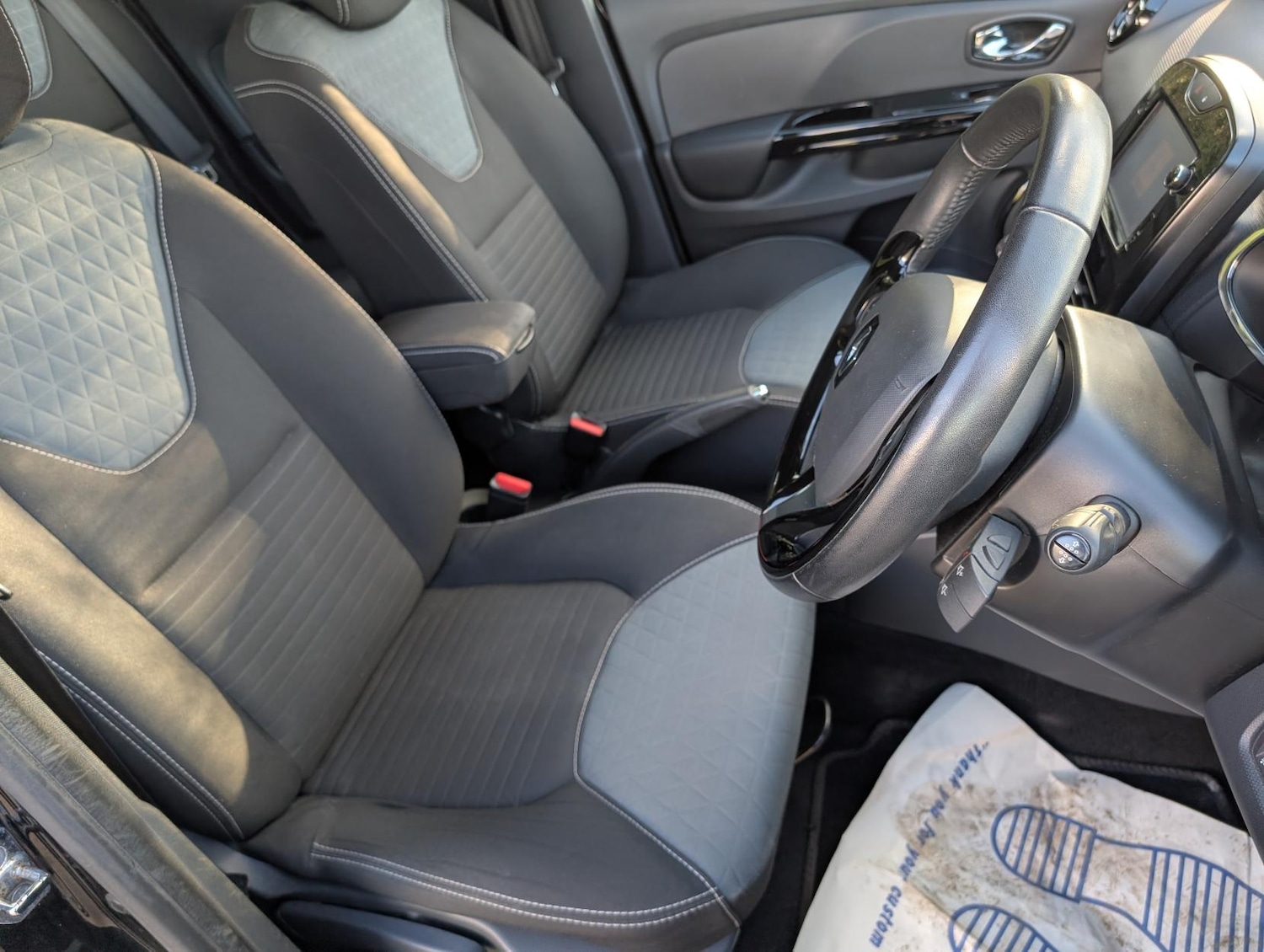 Used Renault Clio 2015 for sale - 77896097: Photo 12