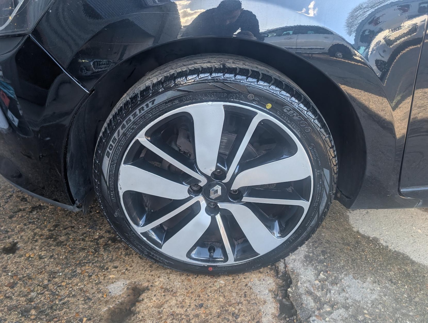 Used Renault Clio 2015 for sale - 77896097: Photo 32