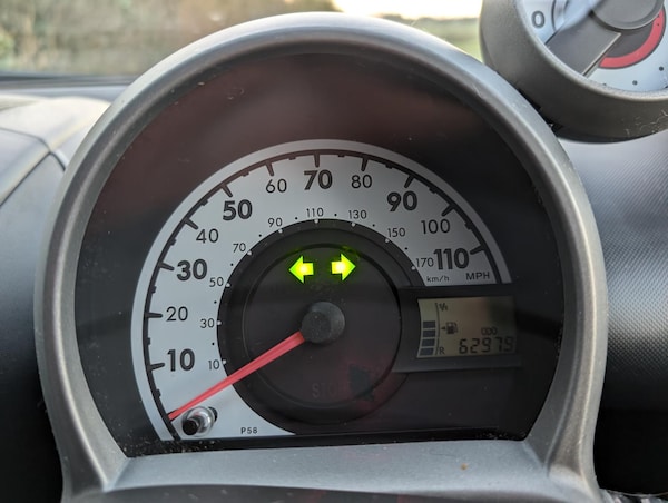 Used Peugeot 107 2014 for sale - 75386240: Photo 15