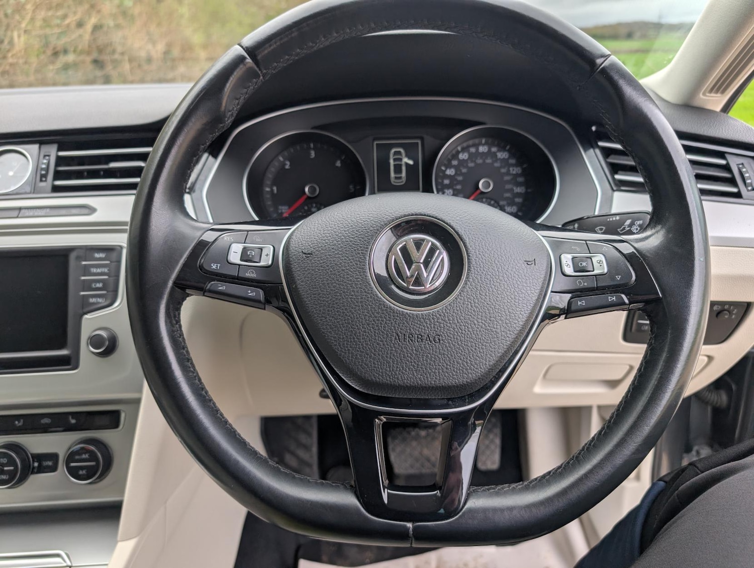 Used Volkswagen Passat 2016 for sale - 77851803: Photo 14