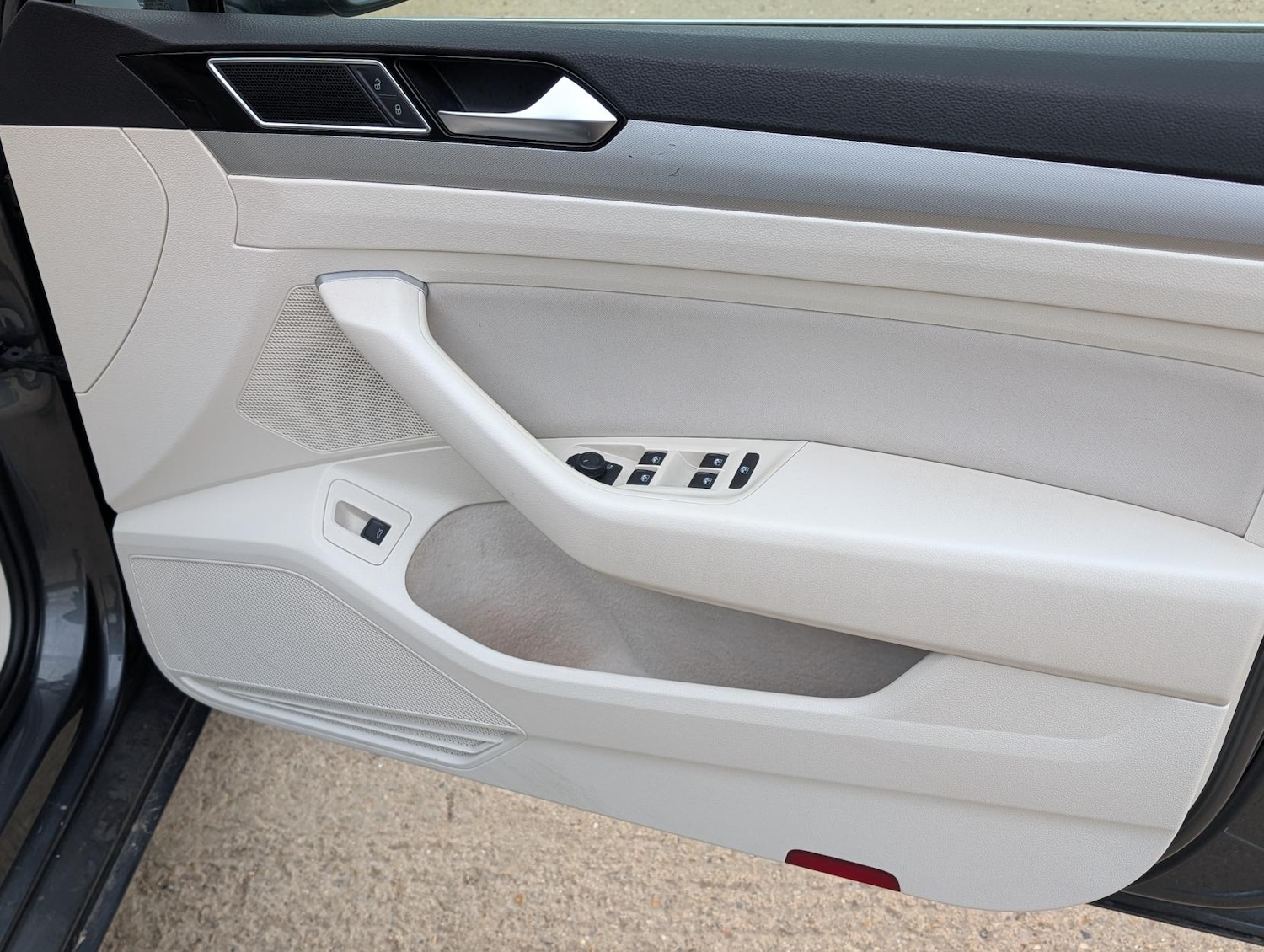 Used Volkswagen Passat 2016 for sale - 77851803: Photo 18