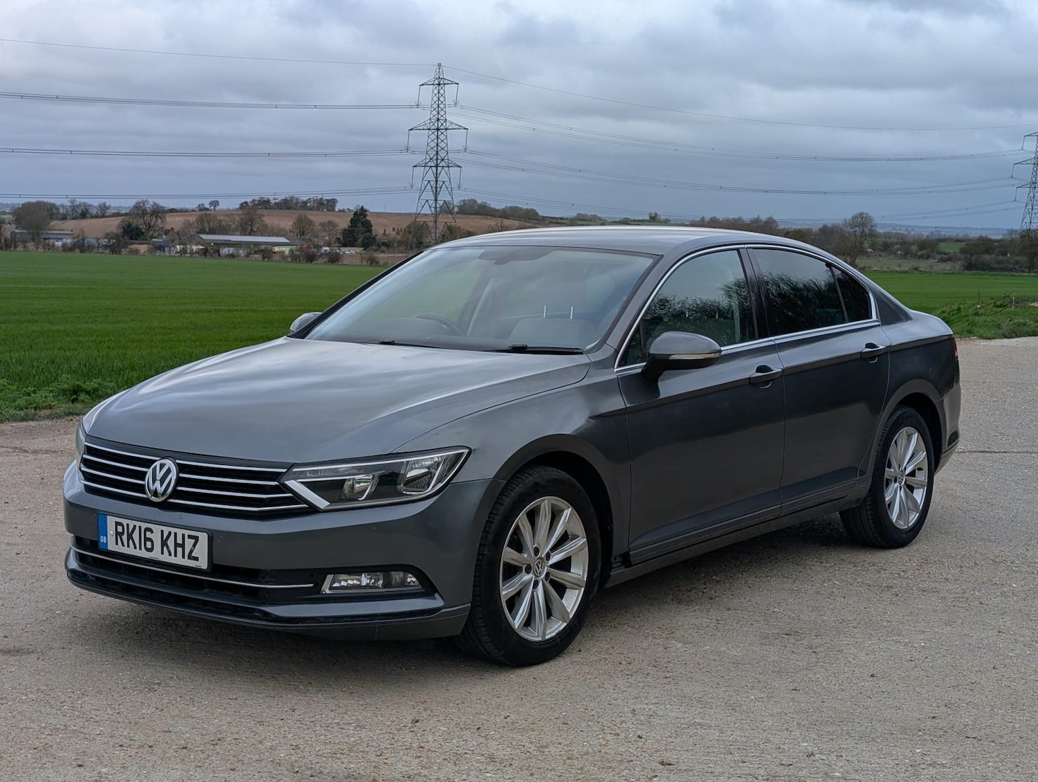 Used Volkswagen Passat 2016 for sale - 77851803: Photo 2