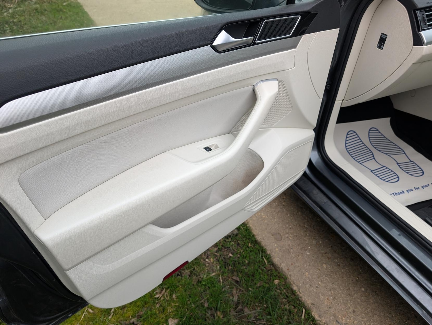 Used Volkswagen Passat 2016 for sale - 77851803: Photo 21