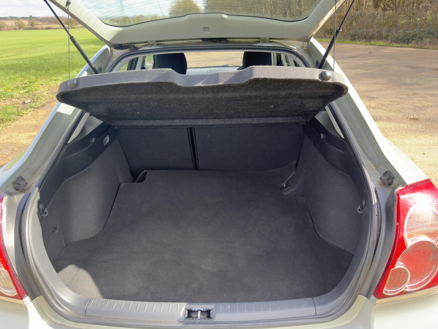 Used Toyota Avensis 2006 for sale - 77669451: Photo 32