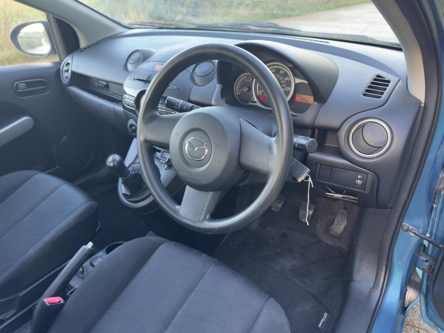 Used Mazda Mazda2 2012 for sale - 76588536: Photo 11