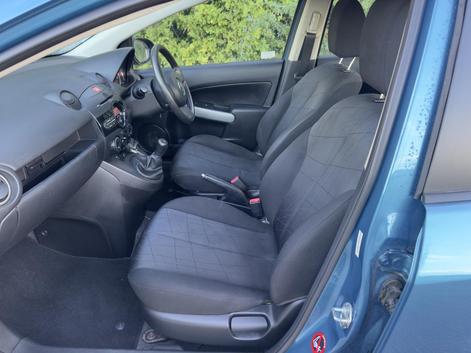 Used Mazda Mazda2 2012 for sale - 76588536: Photo 12