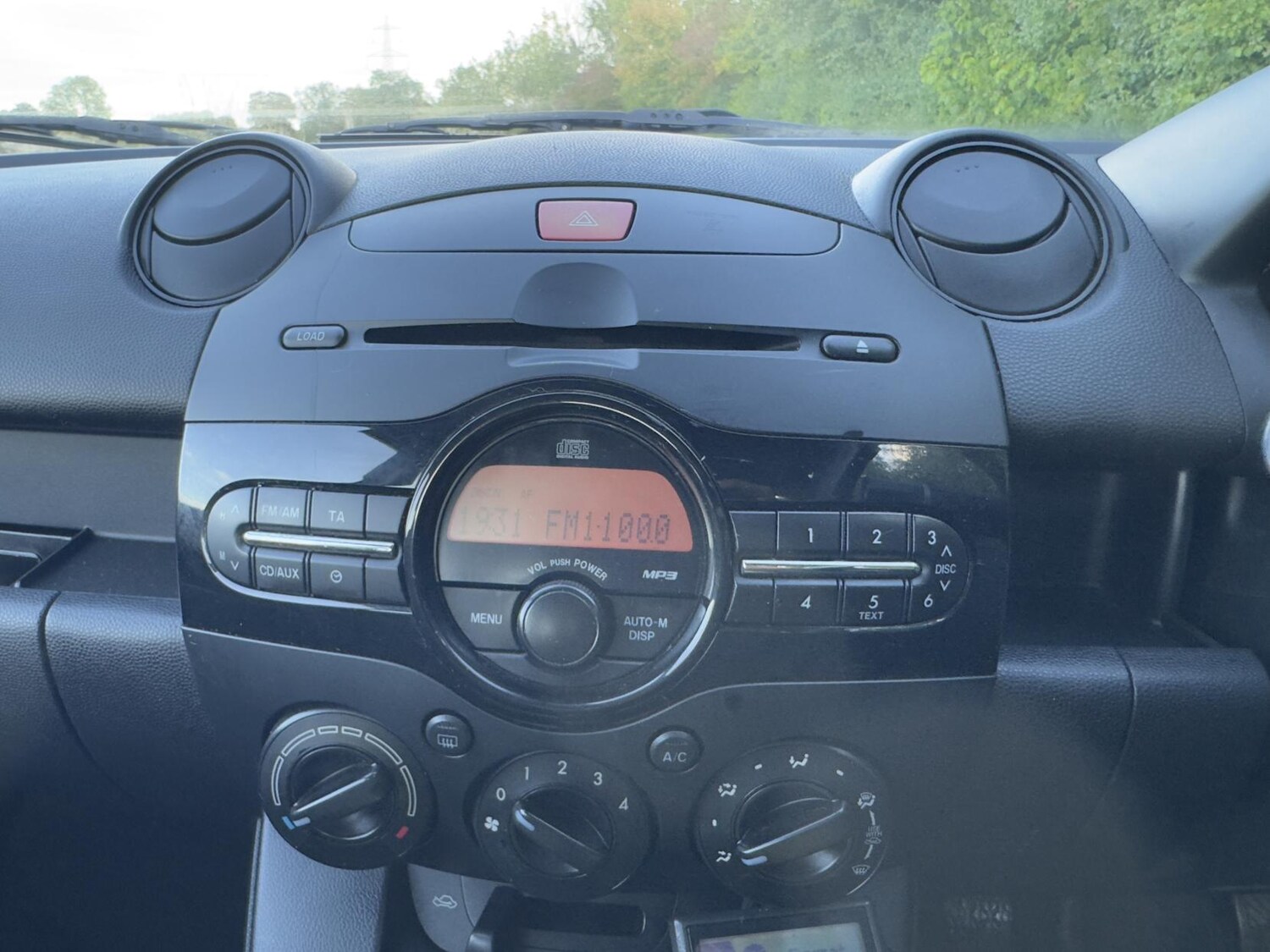 Used Mazda Mazda2 2012 for sale - 76588536: Photo 15