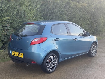 Used Mazda Mazda2 2012 for sale - 76588536: Photo