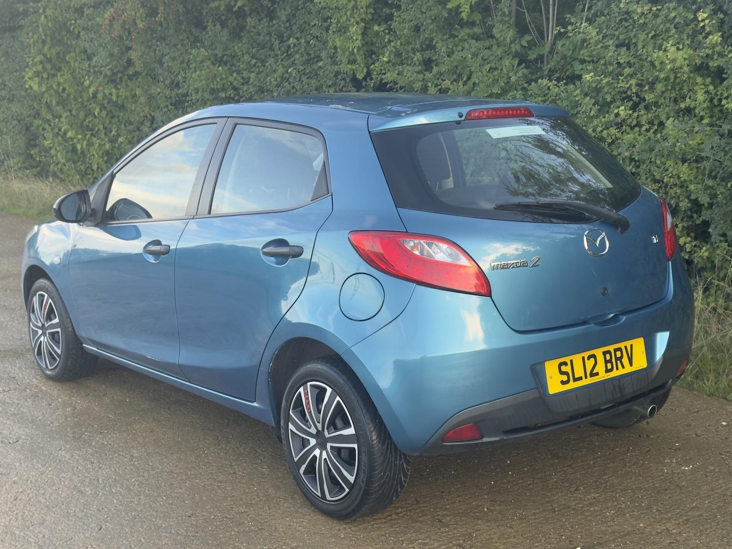 Used Mazda Mazda2 2012 for sale - 76588536: Photo 9