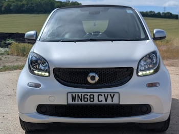 Used smart fortwo 2018 for sale - 75386238: Photo