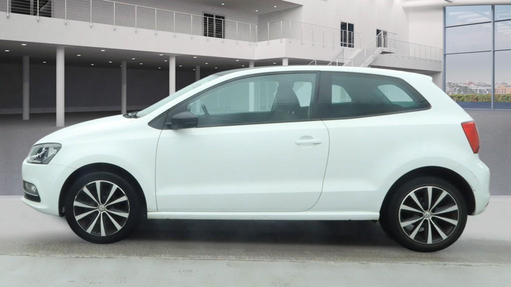 Used Volkswagen Polo 2015 for sale - 77318298: Photo 7