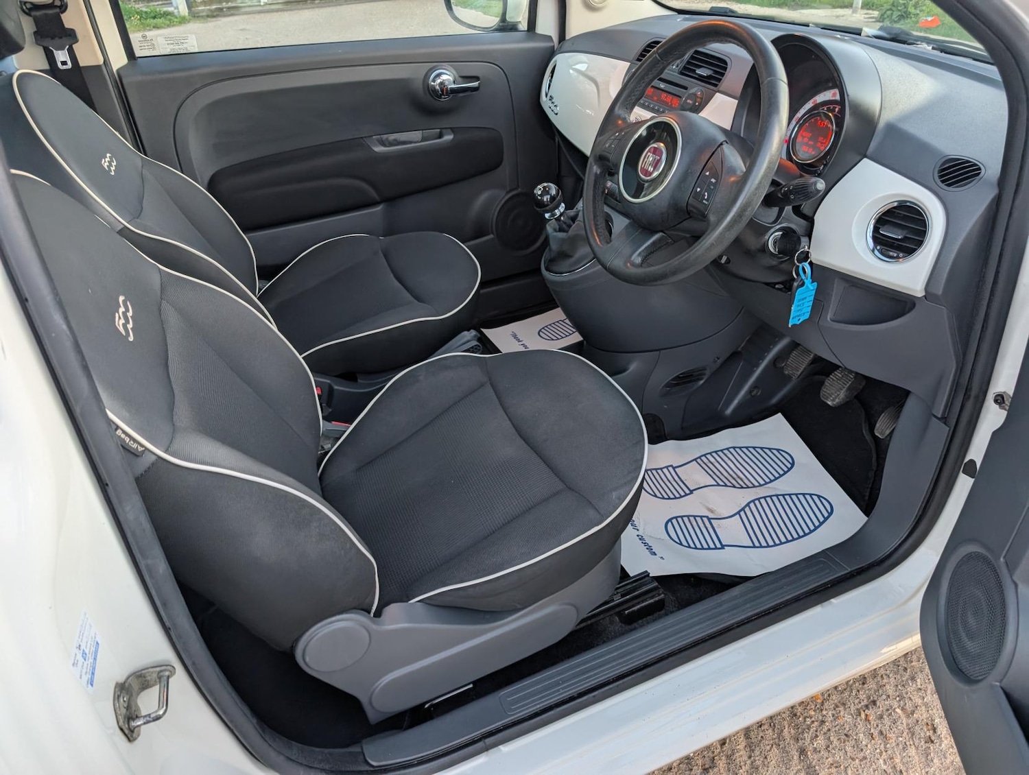 Used Fiat 500 2015 for sale - 77945690: Photo 9