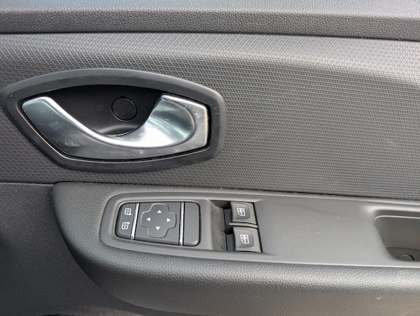 Used Renault Clio 2018 for sale - 75386246: Photo 14