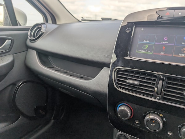 Used Renault Clio 2018 for sale - 75386246: Photo 22