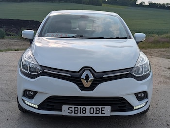 Used Renault Clio 2018 for sale - 75386246: Photo
