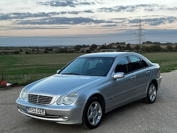 Used Mercedes-Benz C-Class 2002 for sale - 76157318: Photo