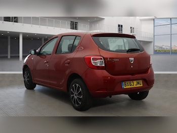 Used Dacia Sandero 2013 for sale - 78109612: Photo