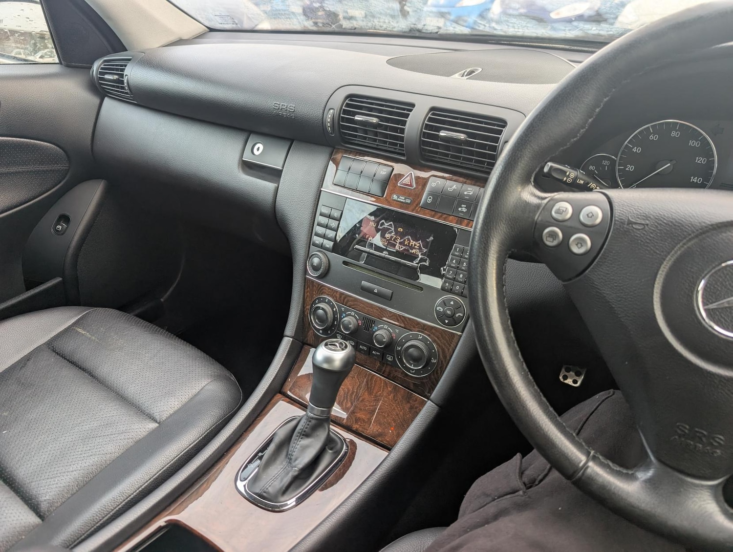 Used Mercedes-Benz C Class 2005 for sale - 76848926: Photo 18