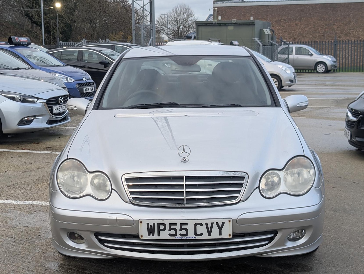 Used Mercedes-Benz C Class 2005 for sale - 76848926: Photo 2