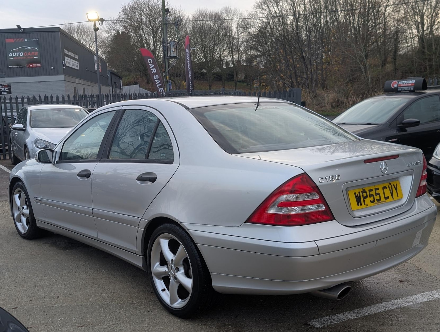 Used Mercedes-Benz C Class 2005 for sale - 76848926: Photo 4