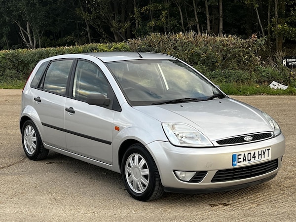 Used Ford Fiesta 2004 for sale - 76213742: Photo 1