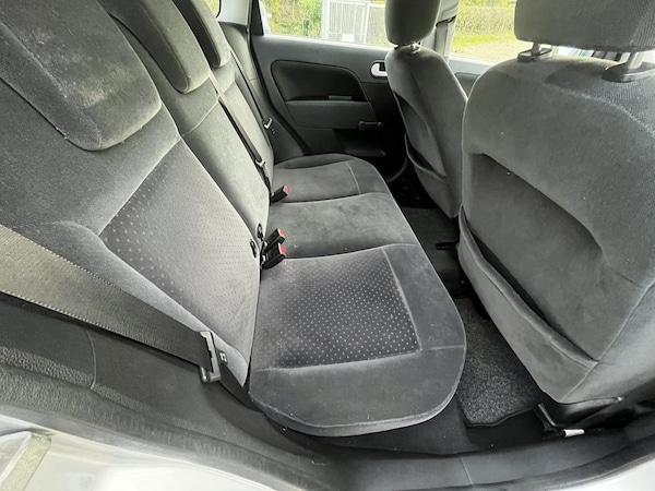 Used Ford Fiesta 2004 for sale - 76213742: Photo 26