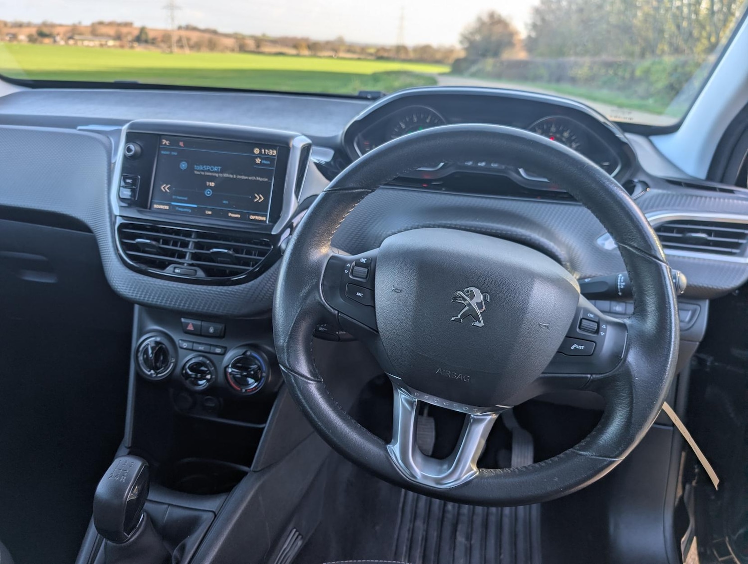 Used Peugeot 208 2018 for sale - 76627532: Photo 10