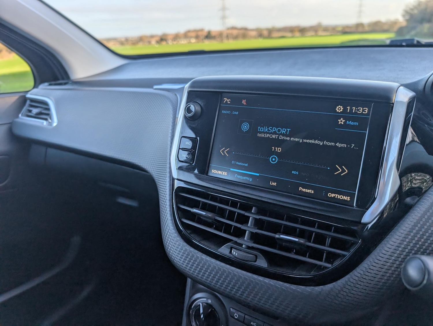 Used Peugeot 208 2018 for sale - 76627532: Photo 11