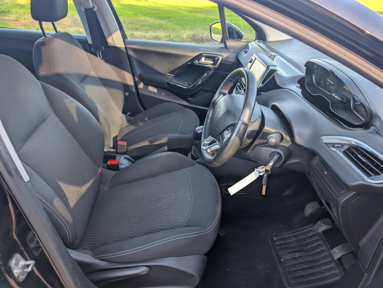 Used Peugeot 208 2018 for sale - 76627532: Photo 13