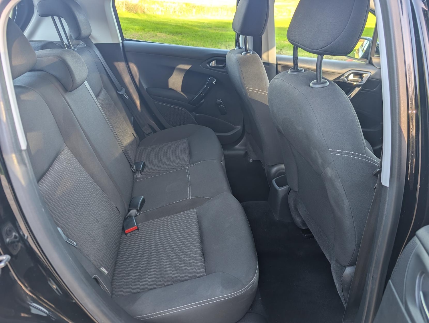 Used Peugeot 208 2018 for sale - 76627532: Photo 15