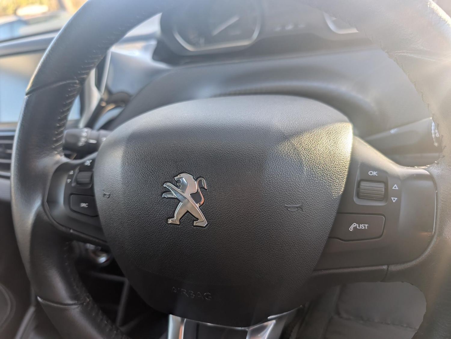 Used Peugeot 208 2018 for sale - 76627532: Photo 27
