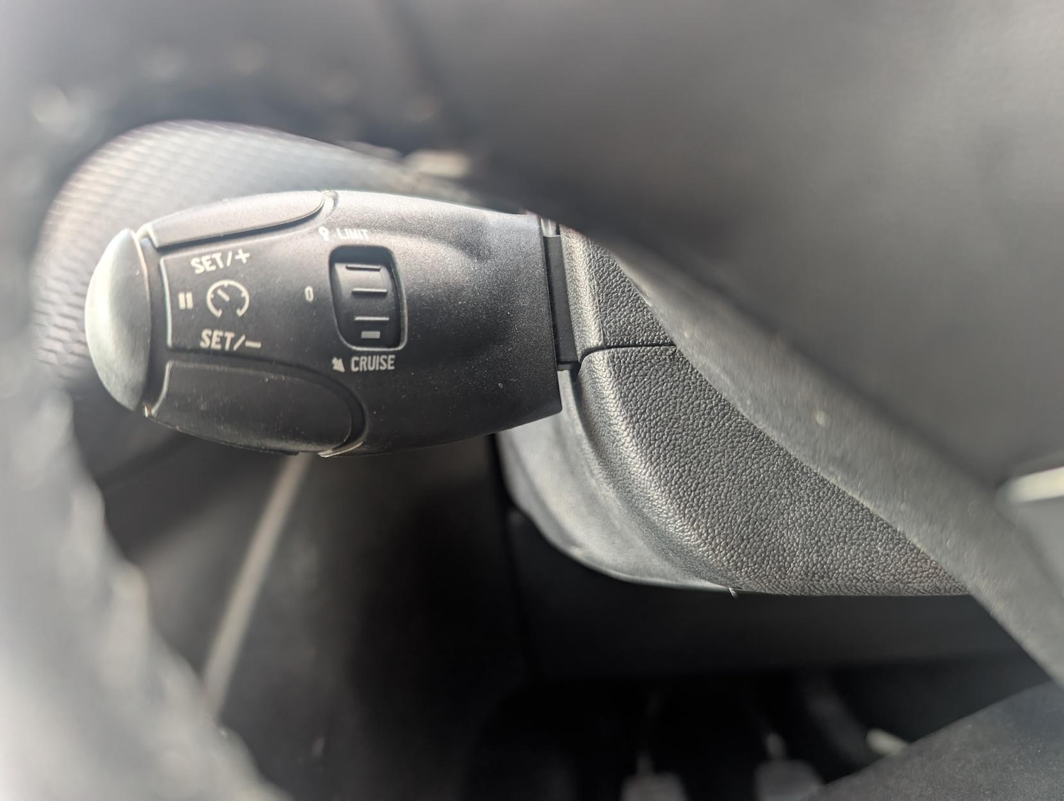 Used Peugeot 208 2018 for sale - 76627532: Photo 28