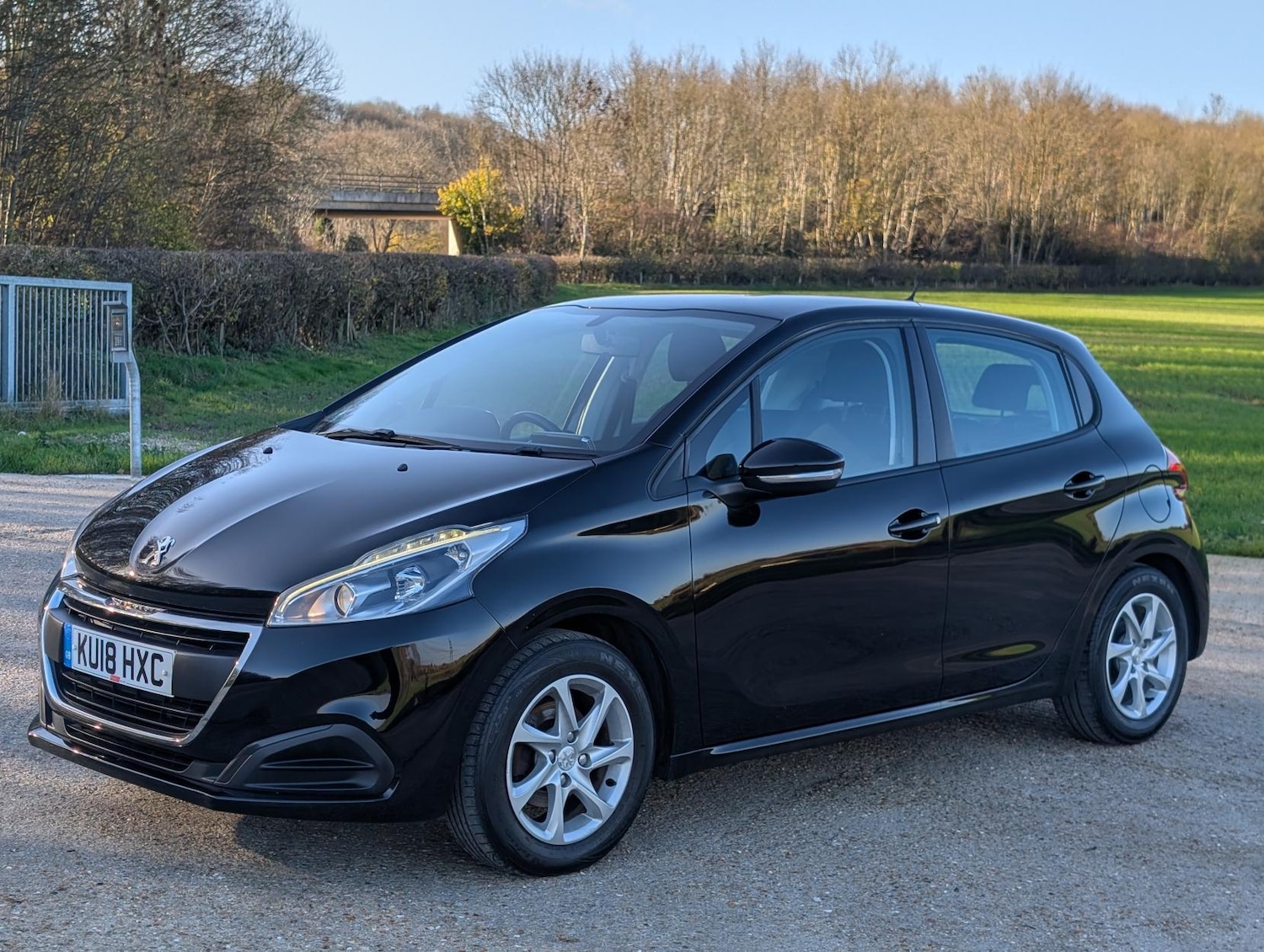 Used Peugeot 208 2018 for sale - 76627532: Photo 4
