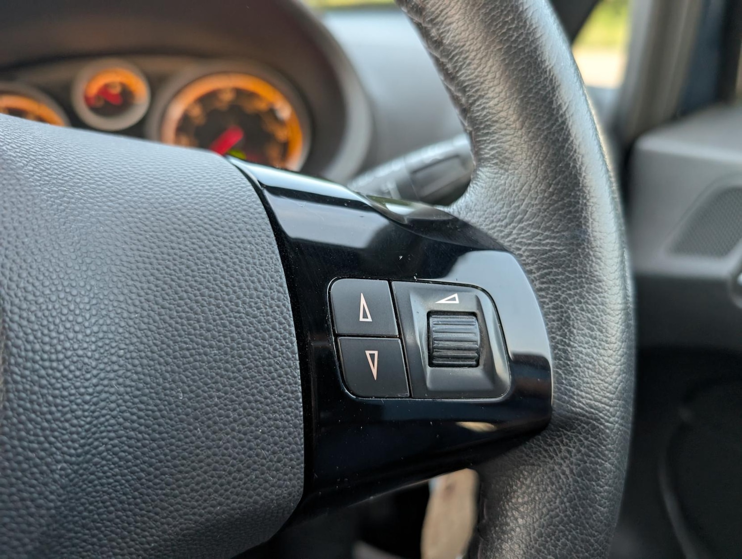 Used Vauxhall Corsa 2014 for sale - 76877676: Photo 17